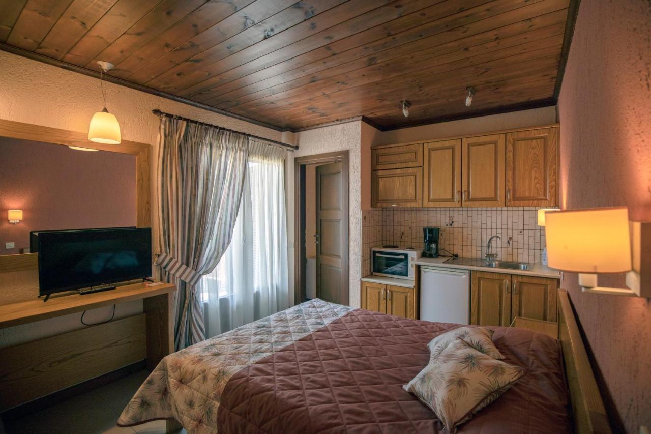 Asimina Guesthouse Eptálofos Eksteriør billede